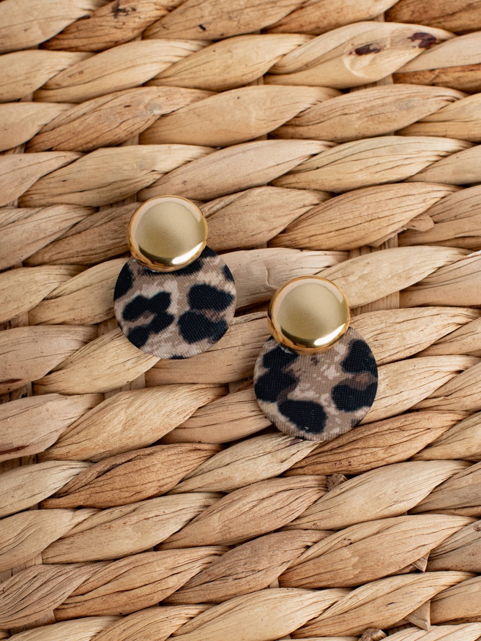LEOPARD CIRCLE  EARRINGS