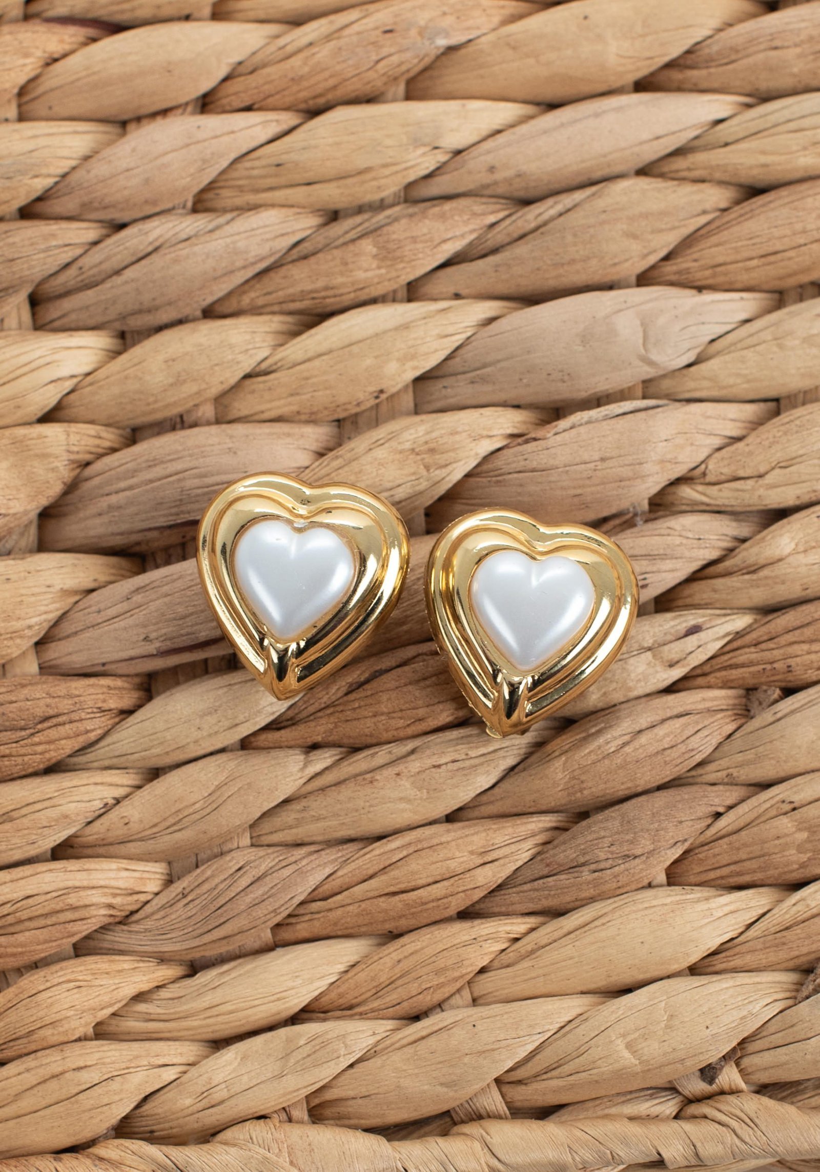 GOLDEN HEART  EARRINGS
