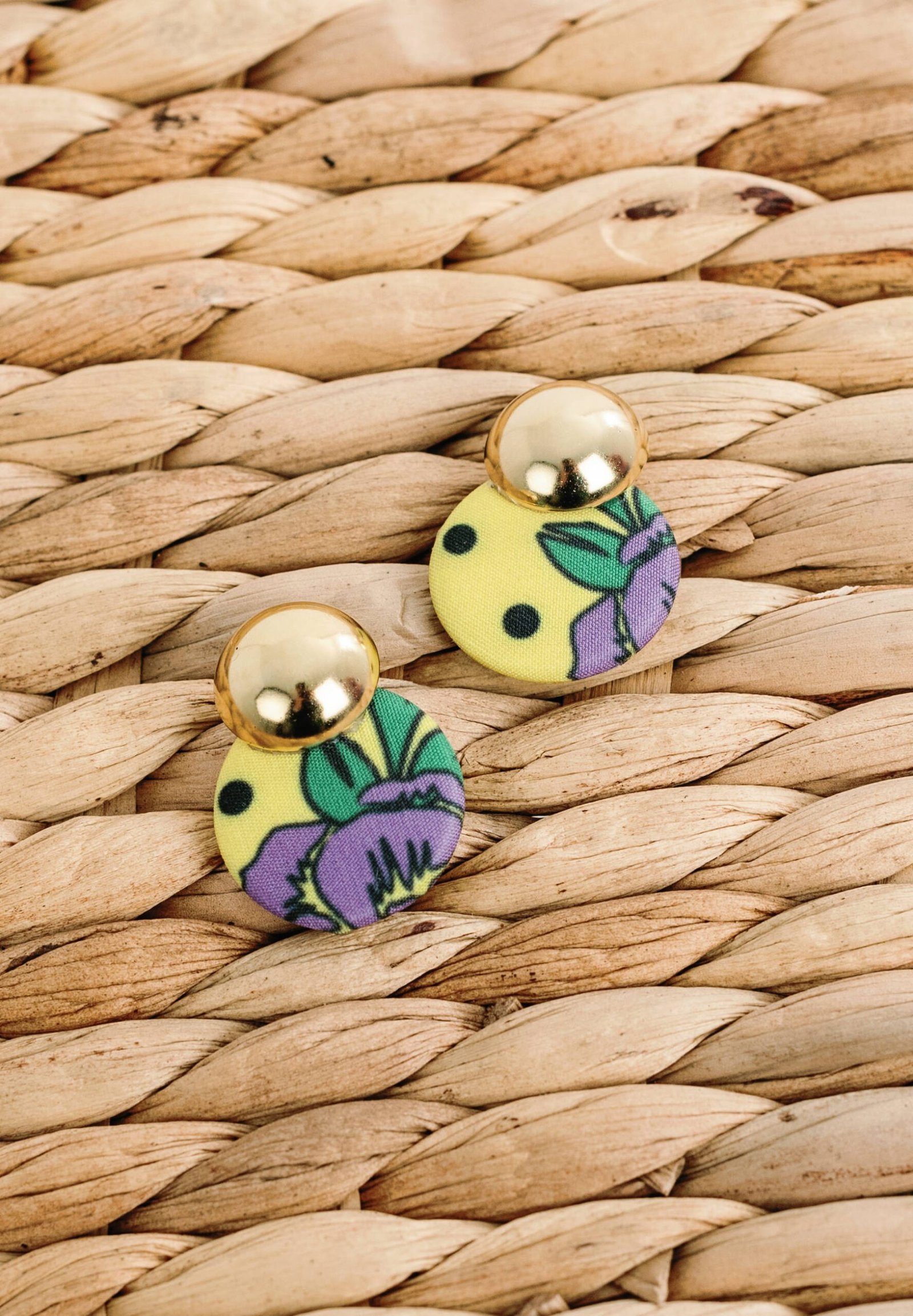 YELLOW DALIA CIRCLE  EARRINGS
