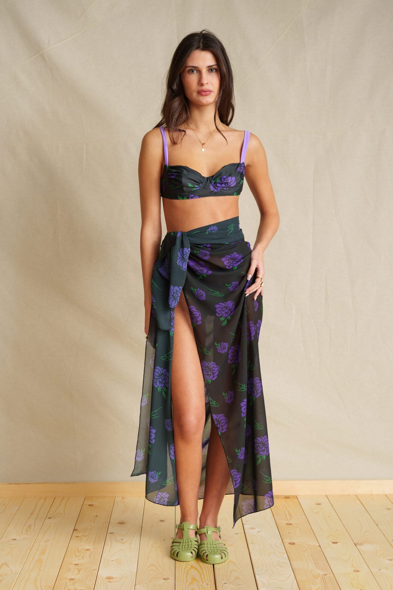 Purple Edem White Pareo