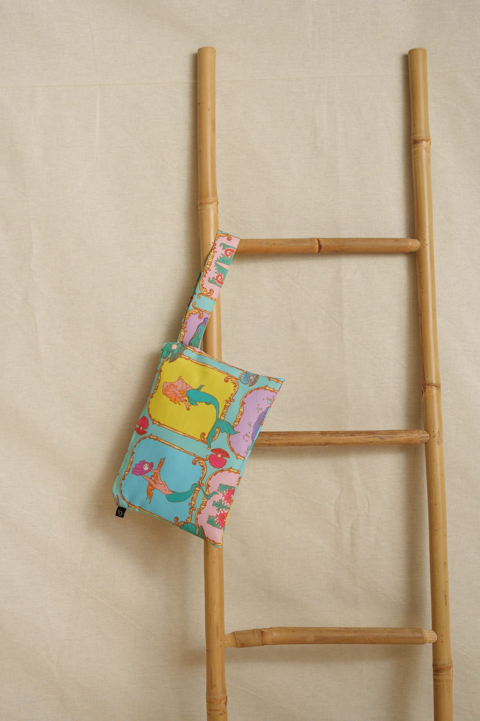 Pasithea Zipper Bag