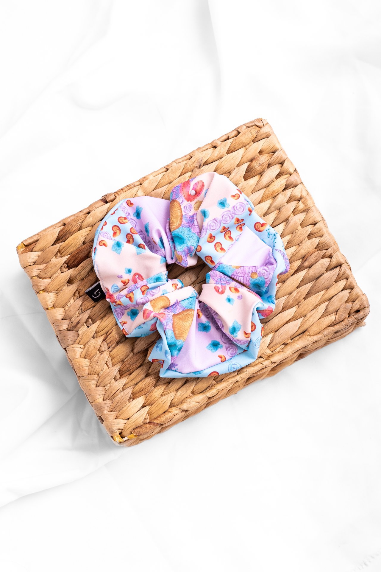 Venus Comb Scrunchie