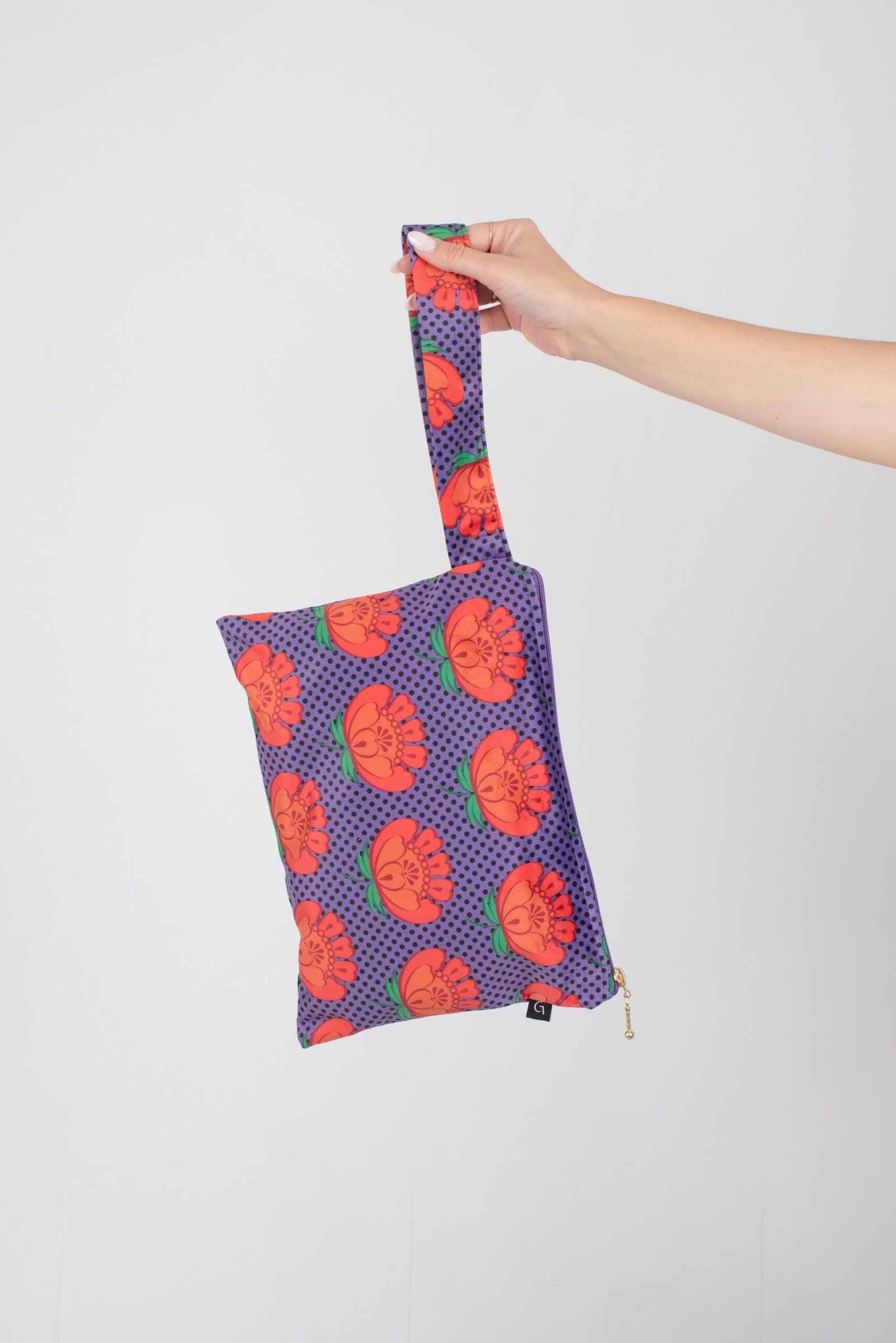Amelia Purple Zipper Bag