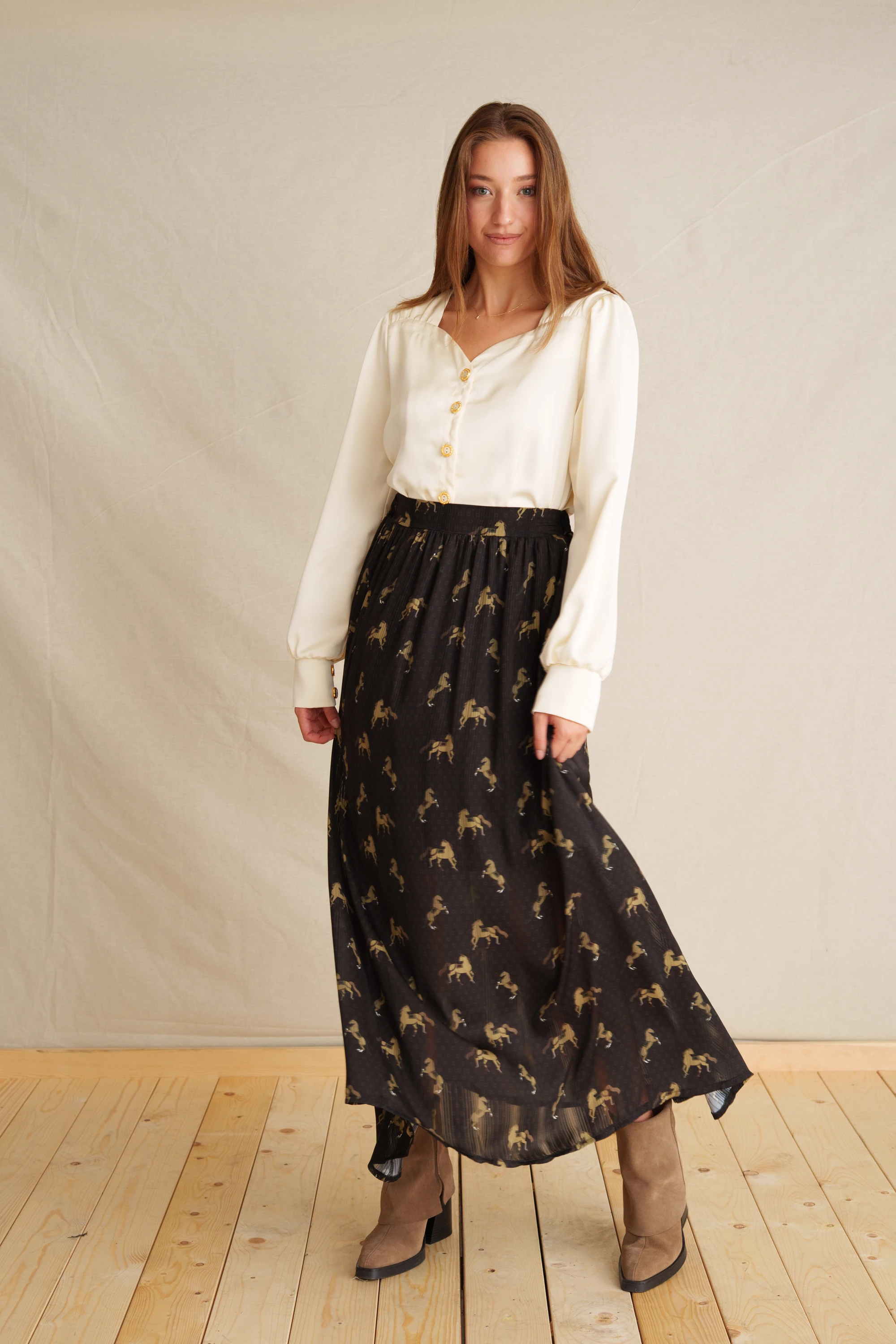 Horse Tales Close Skirt