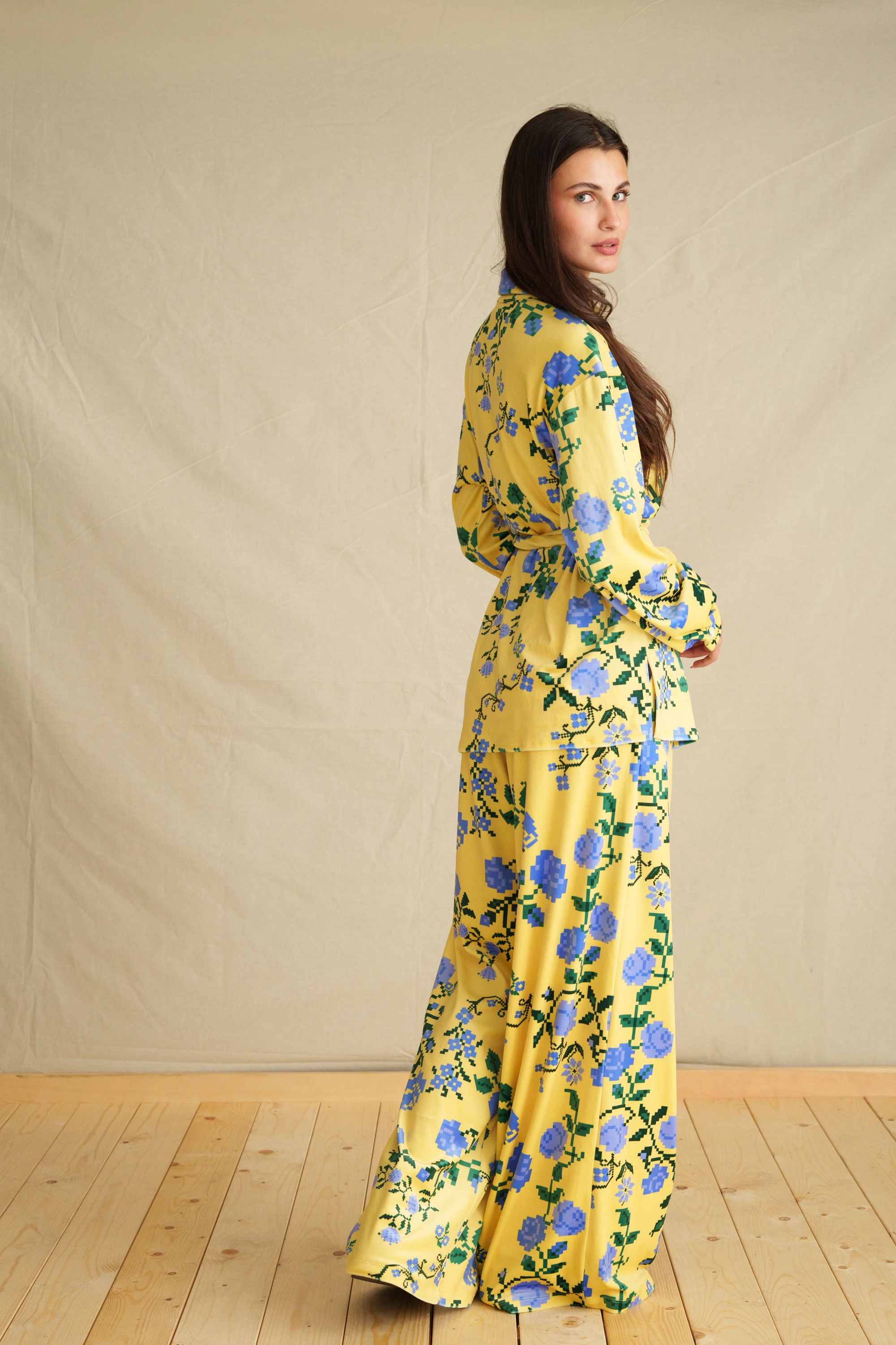 Pixel Rose Yellow Velvet Set