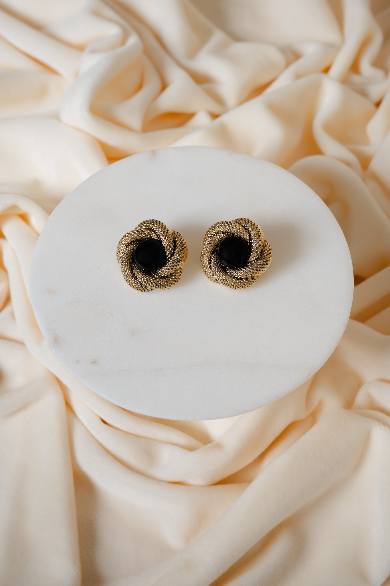 DARK DAHLIA EARRINGS