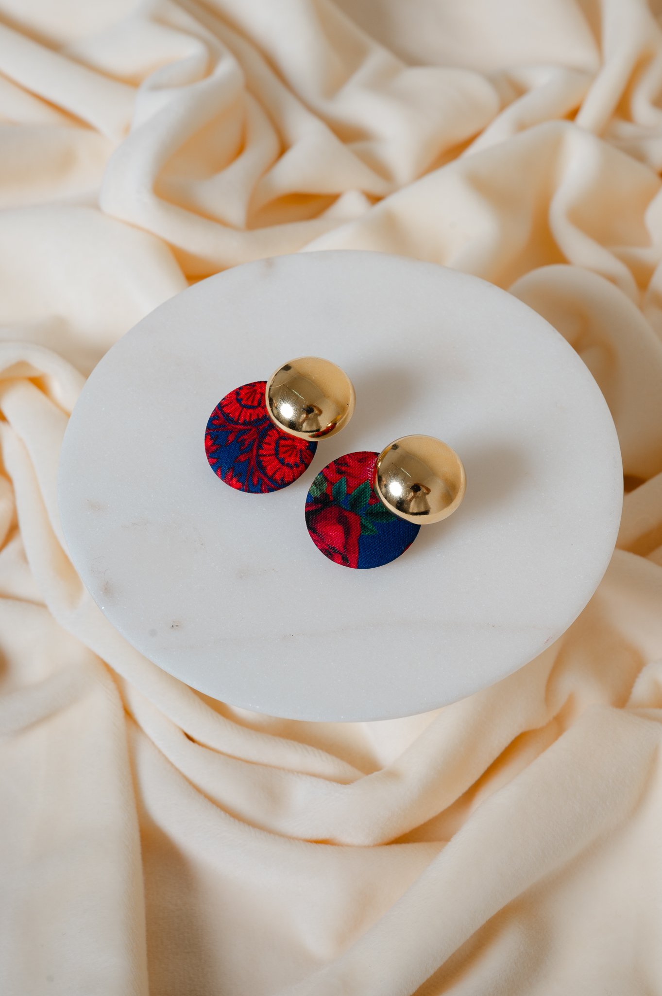 ELECTRIC AFFAIR EARRINGS