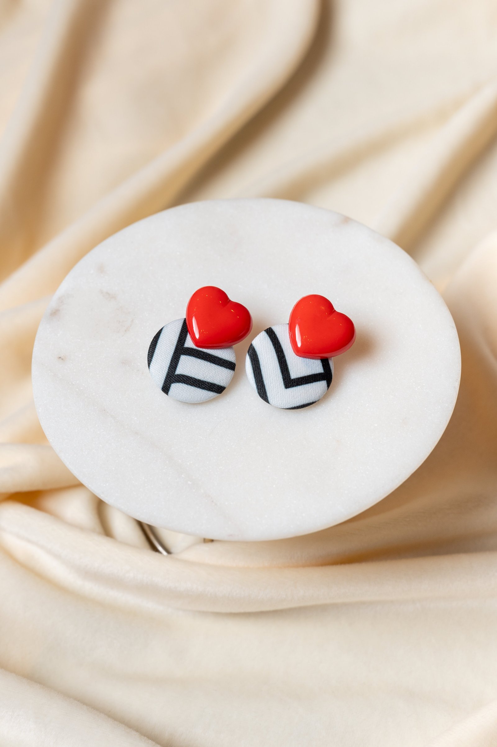 RED HEART EARRINGS