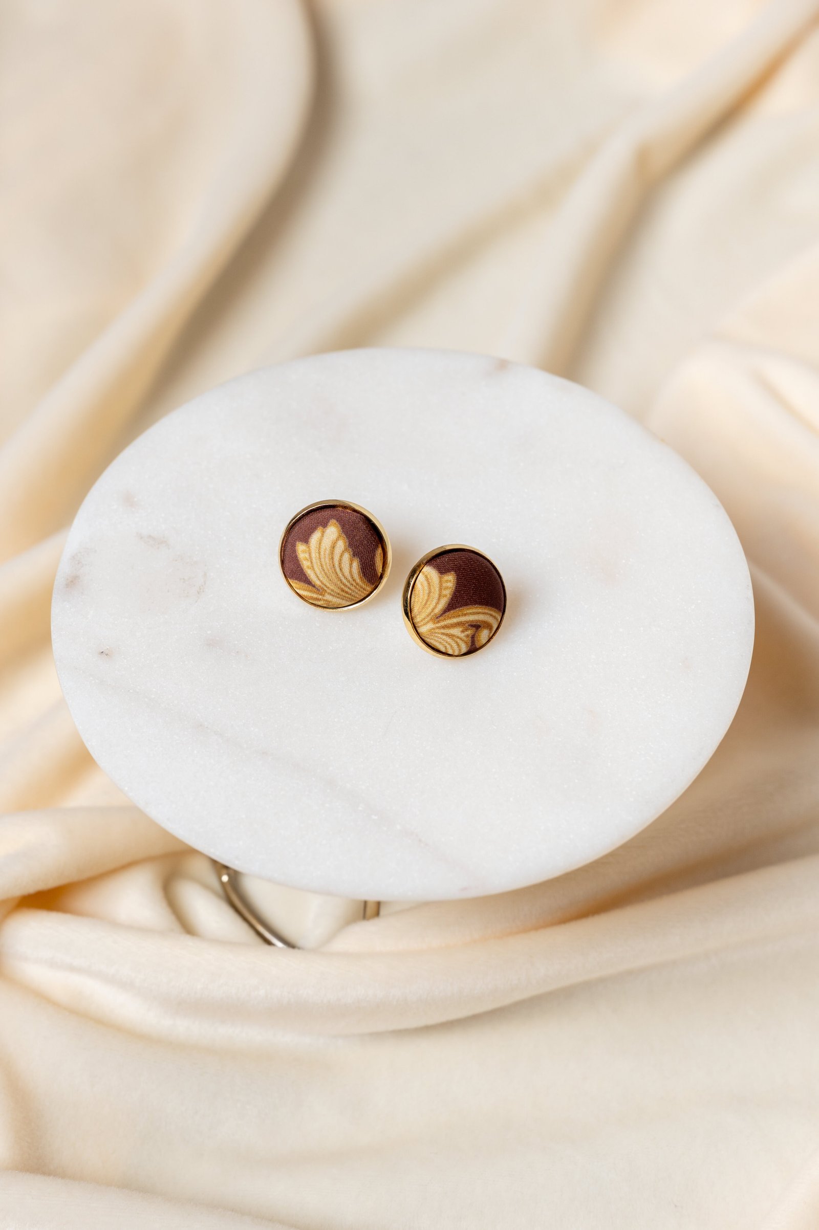 ‘ELYS BULL EARRINGS