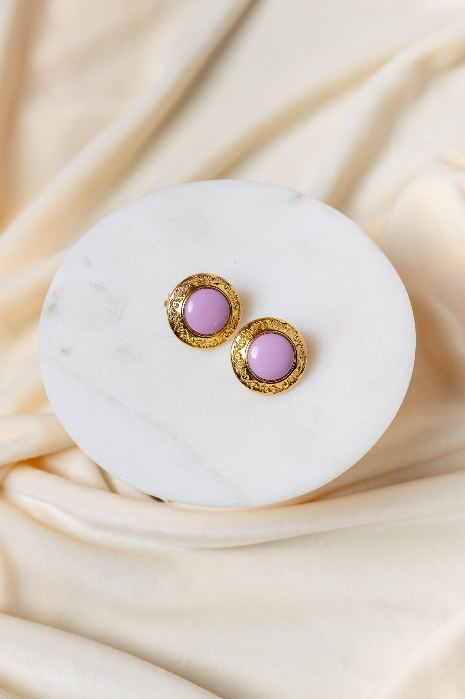 GLIDED LILAC EARRINGS