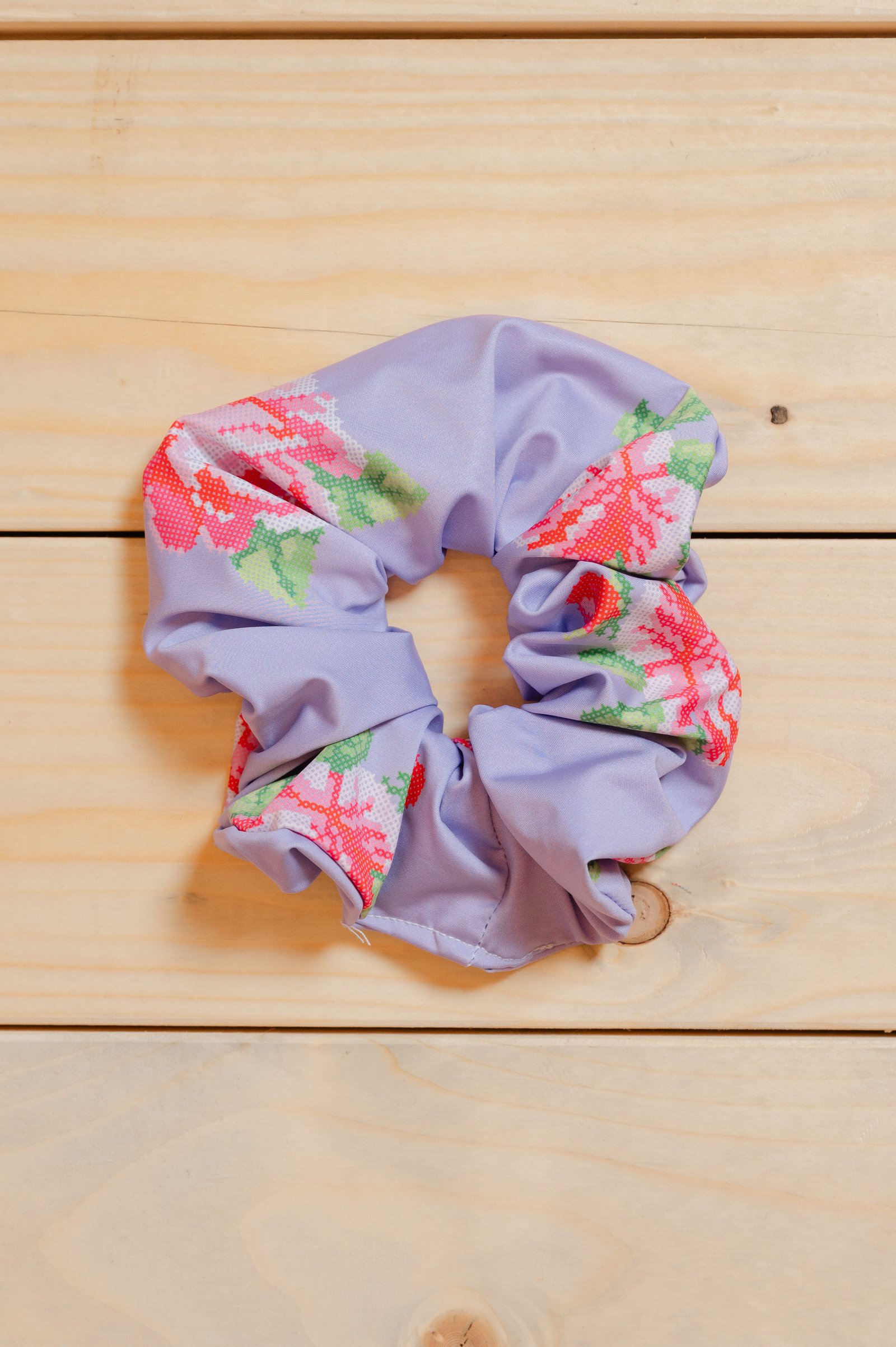 LITTLE ROSE SCRUNCHIE