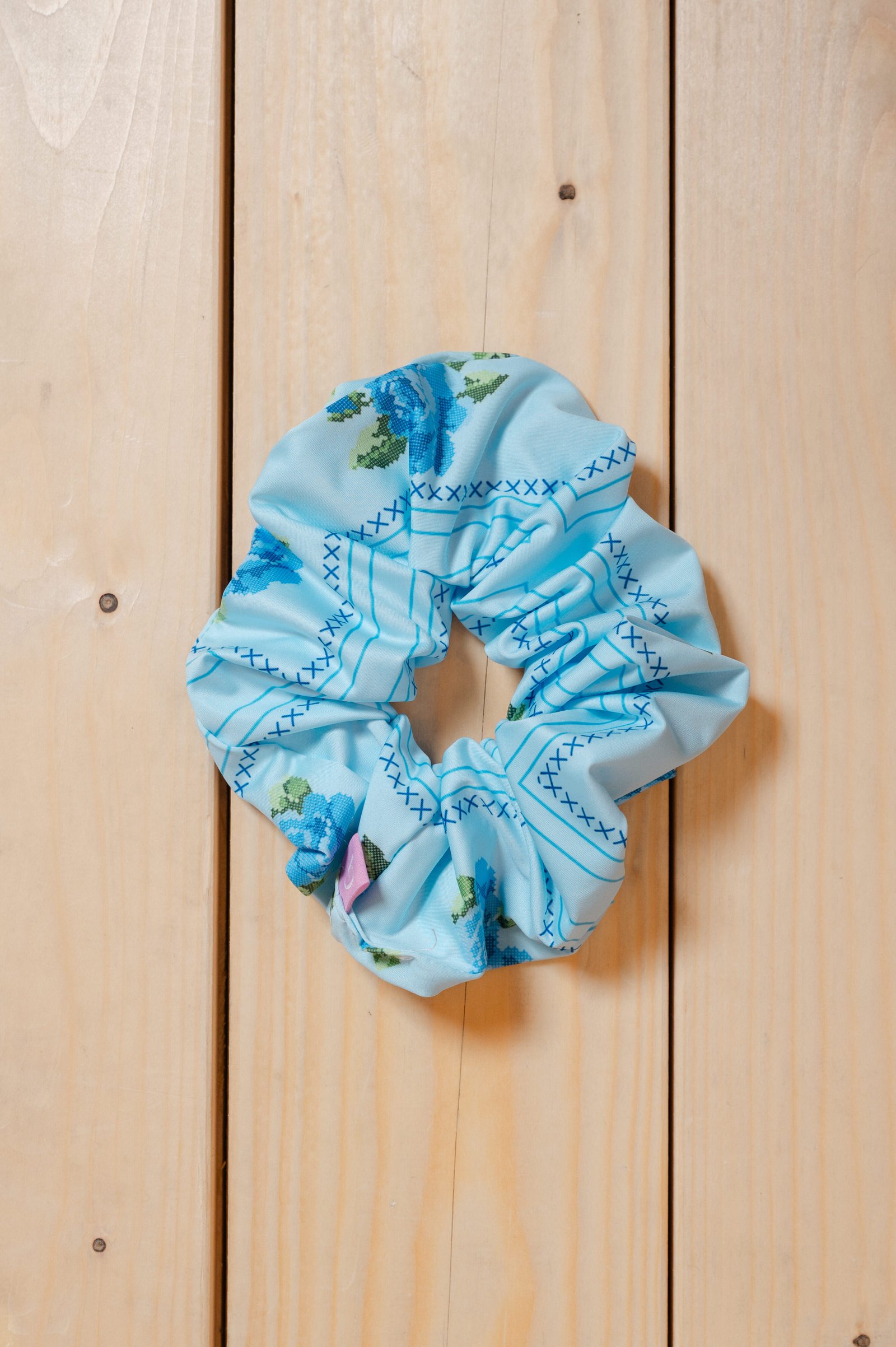 BLUE ROSE SCRUNCHIE
