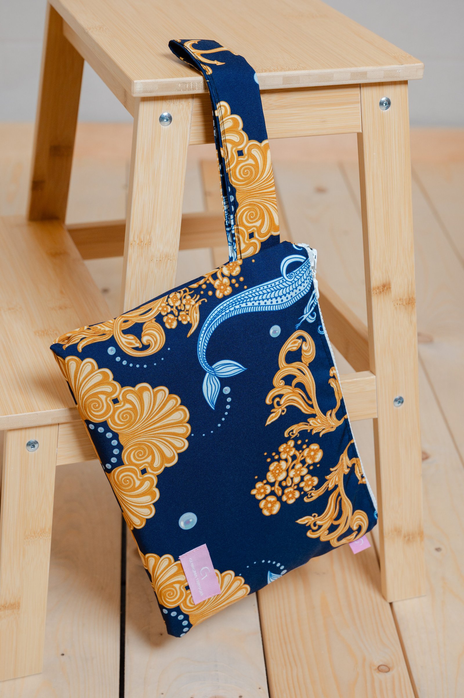 OCHEAN POUCH BAG