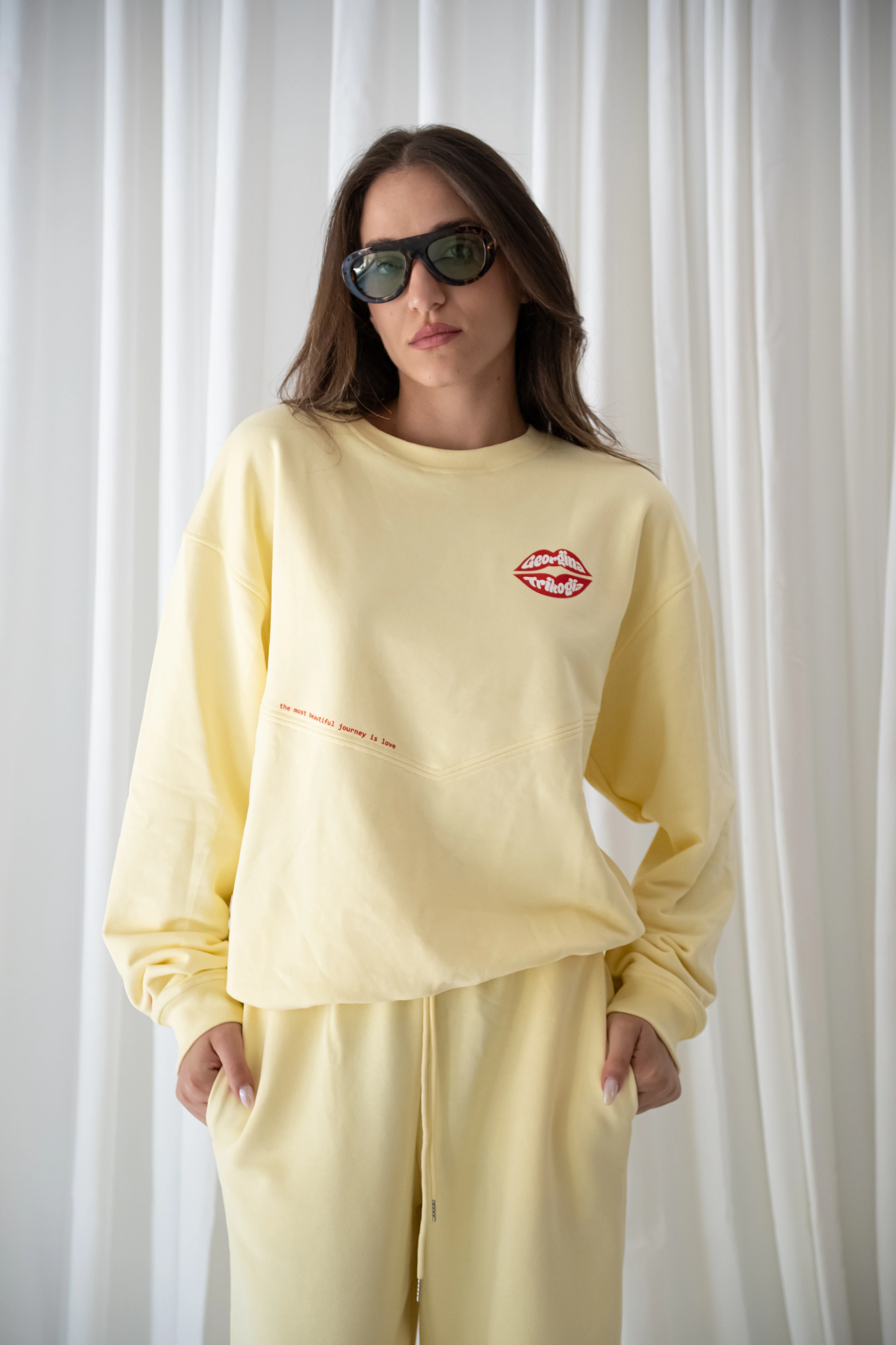 Sweet Lips Yellow Oversized Sweatshirt